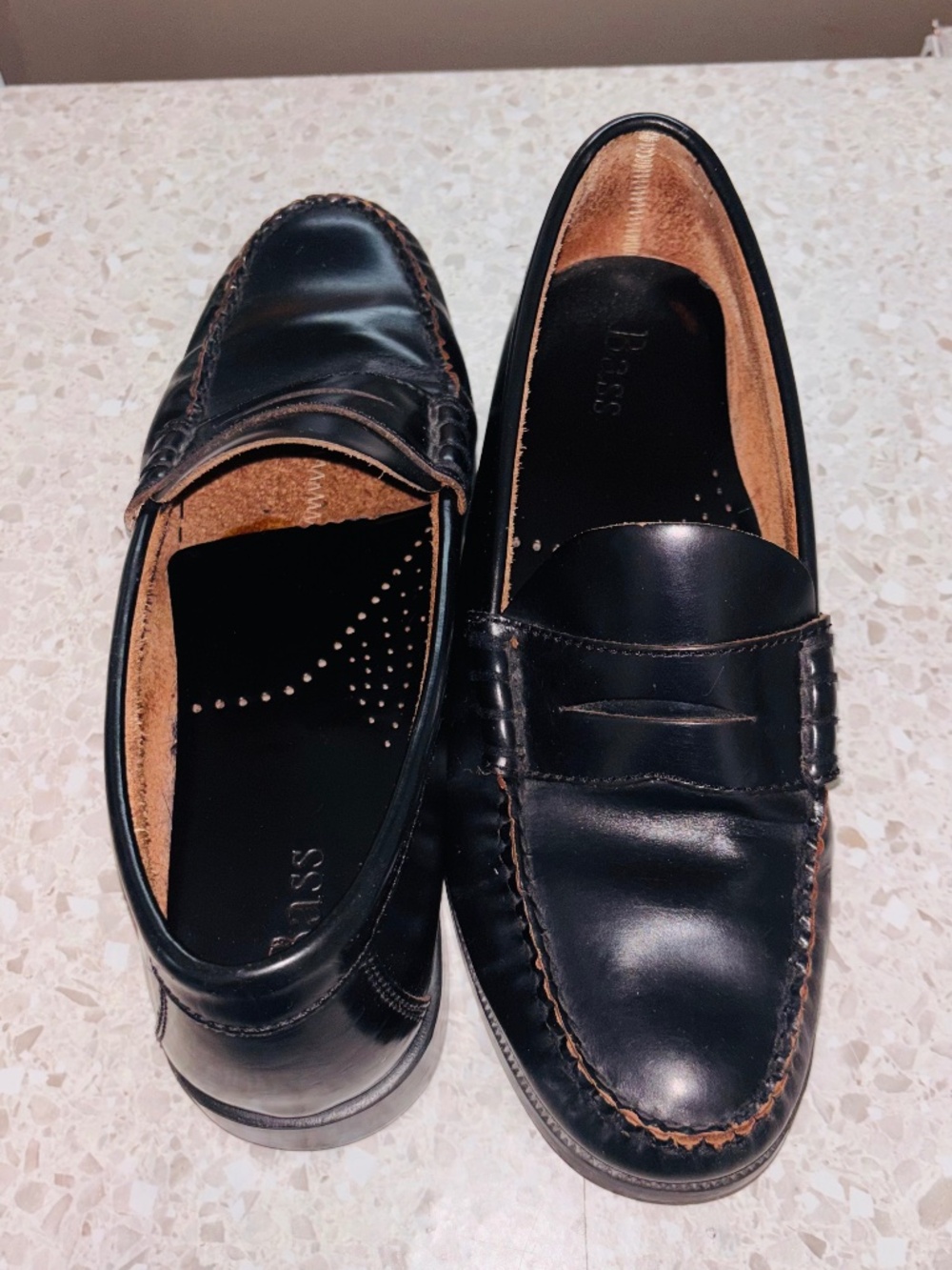 Bass Leather black Penny Loafers Men’s 9.5M Very Nice!